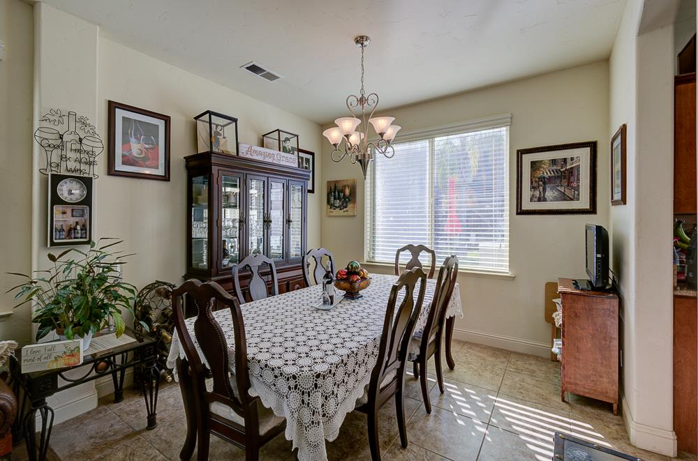 5884 E Florence Ave, Fresno, CA 93727