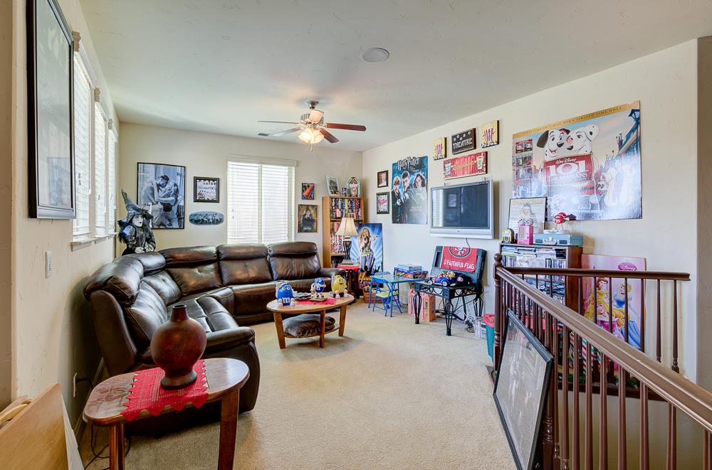 5884 E Florence Ave, Fresno, CA 93727