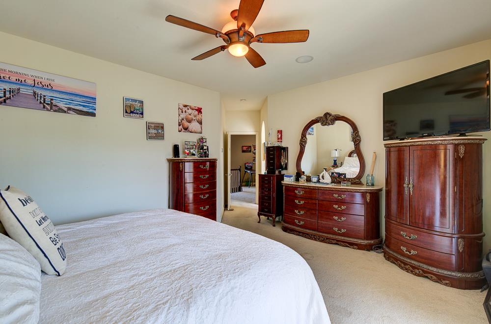 5884 E Florence Ave, Fresno, CA 93727