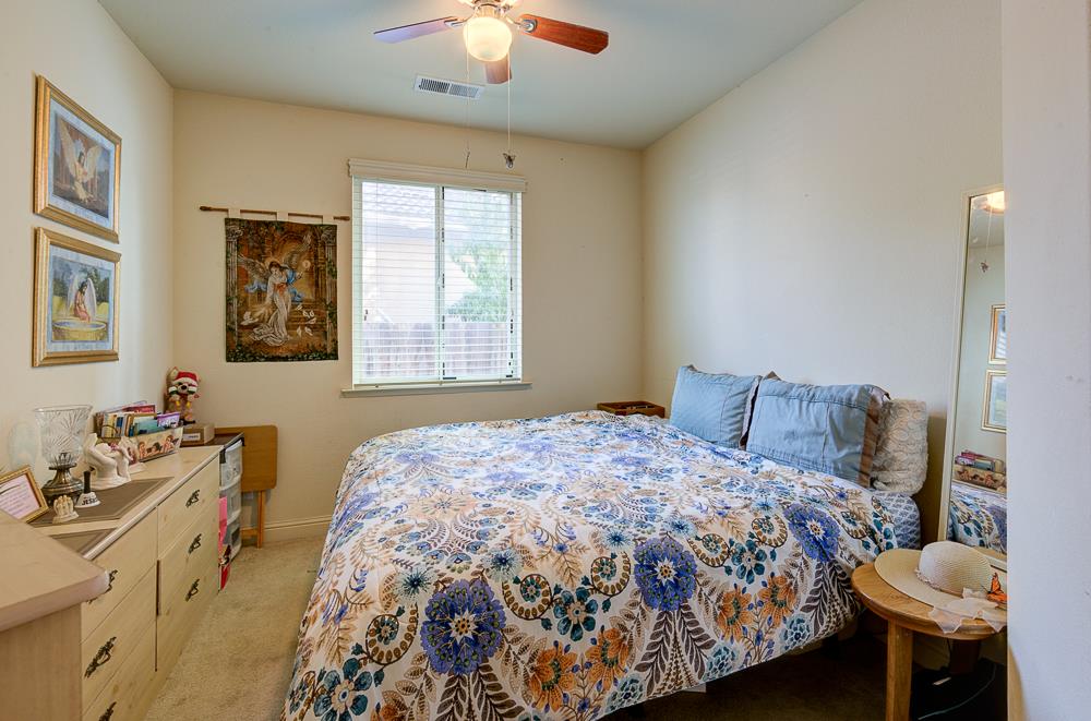 5884 E Florence Ave, Fresno, CA 93727